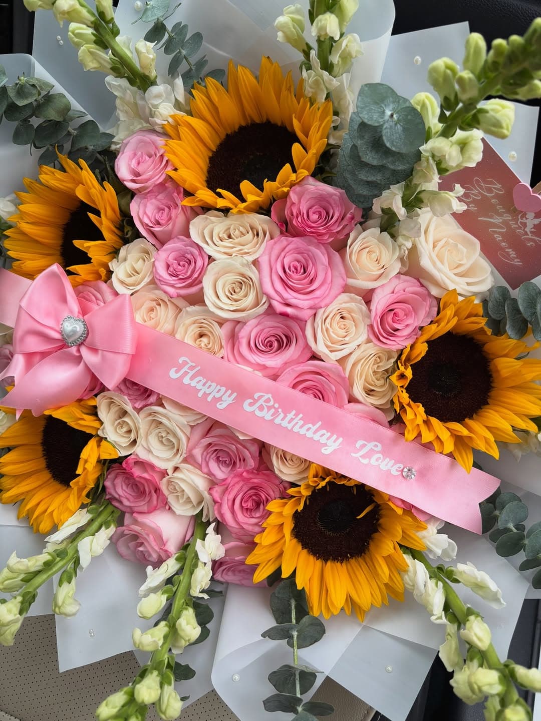 Bouquets by Naomy arrangement 8